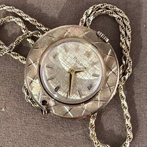 Vintage Bulova Pendant Necklace Mechanical Watch Fabulous Condition